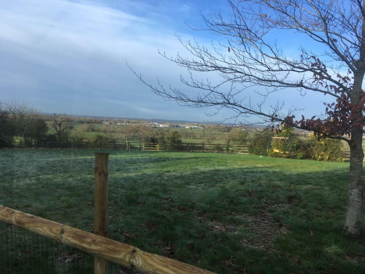 Tanglewood Lägenhet West Ashton Exteriör bild